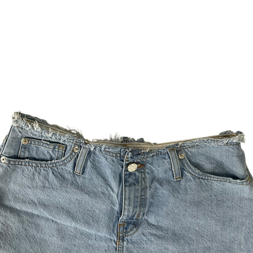 BDG Urban Outfitters High-Waisted Distressed Cutoff Jean Shorts Size 28 - Picture 3 of 10
